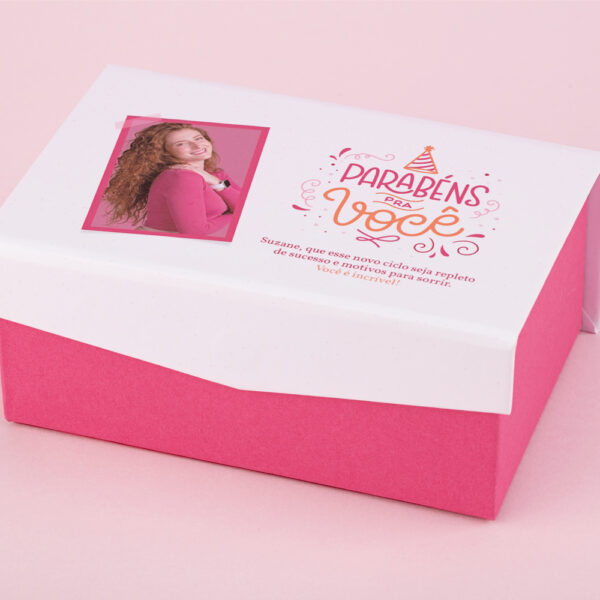Caixa Surpresa com Cubos que Saltam Parabéns Pra Você Rosa