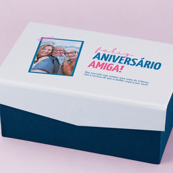 Caixa Surpresa com Cubos que Saltam Feliz Aniversário Amigo